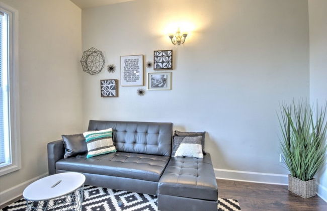 Hosteeva Capitol Hill Condos - Photo 19