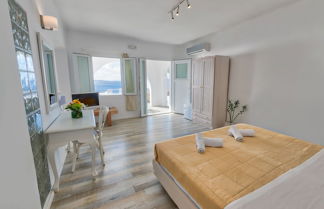 Foto 3 - With-inn Mykonos Suites