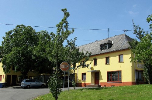 Foto 33 - Large Group House, Beautifully Located in the Eifel