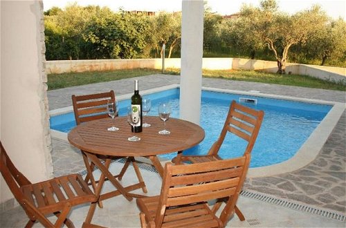 Photo 27 - Classy Holiday Home in Novigrad With Private Pool
