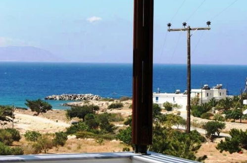 Photo 10 - Captivating 1-bed Apartment in Lefkos