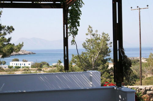 Photo 9 - Captivating 1-bed Apartment in Lefkos
