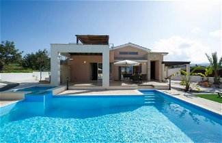 Photo 1 - Villa Thalassa Large Private Pool Walk to Beach A C Wifi Car Not Required - 2346