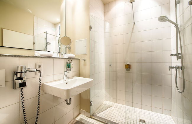Mondrian Suites Berlin Checkpoint Charlie - Photo 27