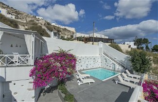 Photo 1 - Spacious 3-bed Villa With Private Pool in Pyrgos