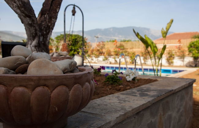 Villa Maria - Photo 1