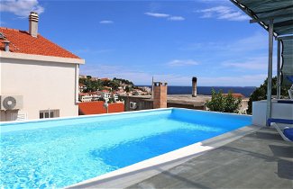 Foto 1 - Charming Holiday Home in Cara With Pool