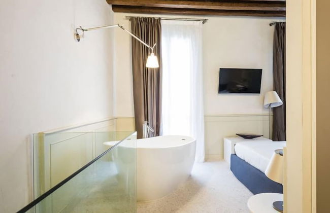 MYSWEETPLACE - San Marco Apartments - Photo 14