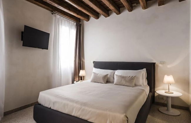 MYSWEETPLACE - San Marco Apartments - Photo 15