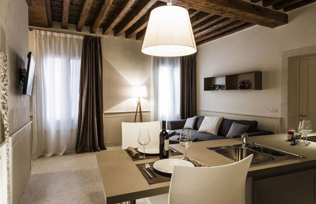 MYSWEETPLACE - San Marco Apartments - Photo 27