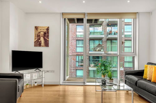 Photo 9 - Times Square Serviced Apartments