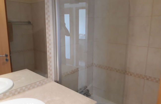 Remarkable 1-bed Apartment in Olhos de Água - Foto 8