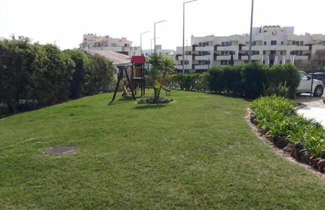 Remarkable 1-bed Apartment in Olhos de Água - Foto 15