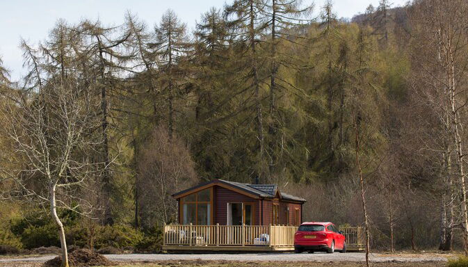 Foto 1 - 2-bed Cottage With Hot Tub at Loch Achilty, Nc500