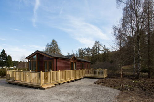 Photo 30 - 2-bed Cottage With Hot Tub at Loch Achilty, Nc500