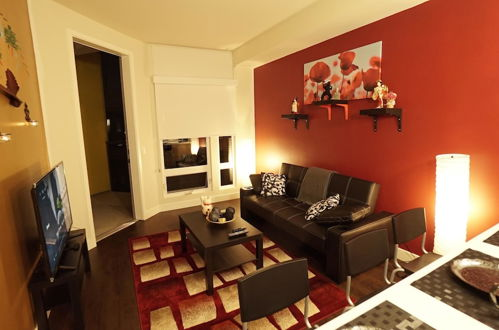 Foto 66 - New Lyfe Finest Luxury Apartment