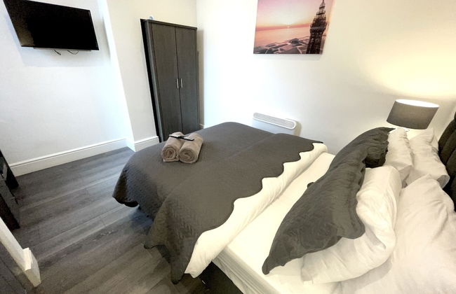 Albert Luxury Hottub and Jacuzzi Apartments - Foto 3