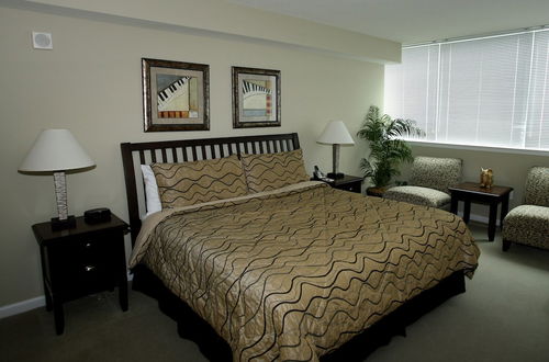 Photo 5 - Concord by Executive Apartments