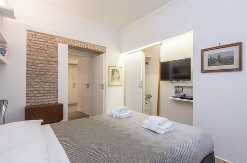 Photo 4 - RSH Luxury One Bedroom Fori Imperiali