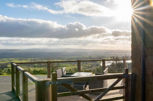 Photo 36 - Pendle View by Valley View Lodges Longridge