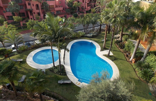 Beach Side Apartment - Photo 10