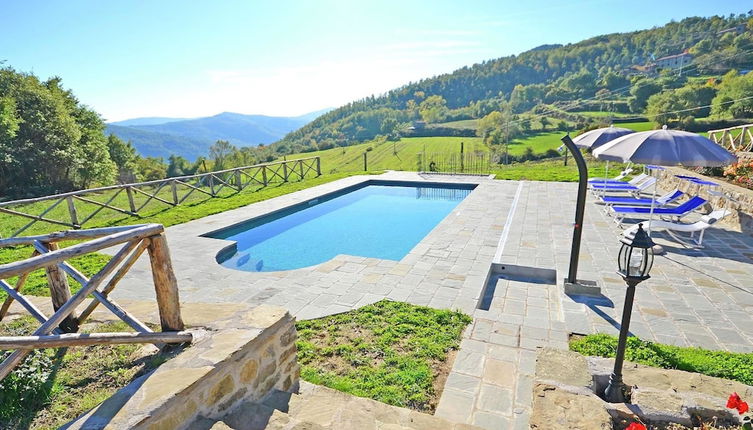 Foto 1 - Villa with Private Pool near Cortona in Calm Countryside & Hilly Landscape