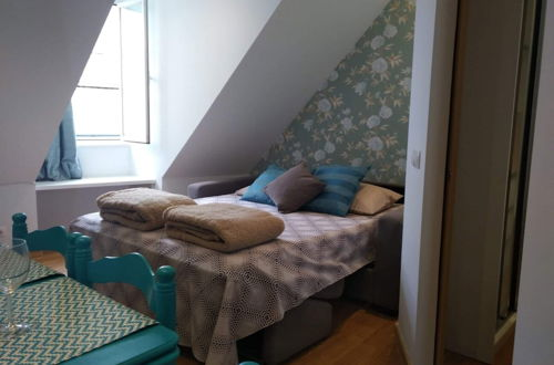 Photo 2 - Bright 1 Bedroom Apartment in the Heart of Sunny Lisbon