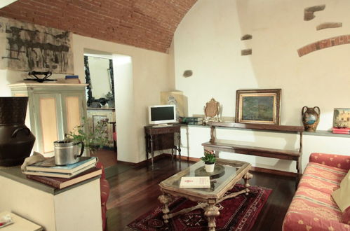 Photo 23 - Domus Giorgio Authentic 1600's apt with Stunning Garden and Rooftop