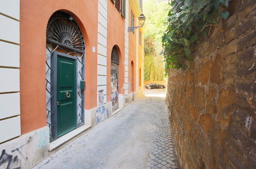 Photo 25 - Quiet and Cozy Trastevere Hideaway