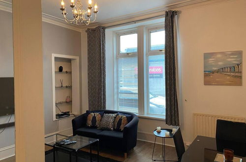 Photo 11 - Stunning 1-bed Apartment in Aberdeen City Centre