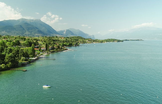 Mansion by Lake Garda With Pools & Olive Trees - Foto 35