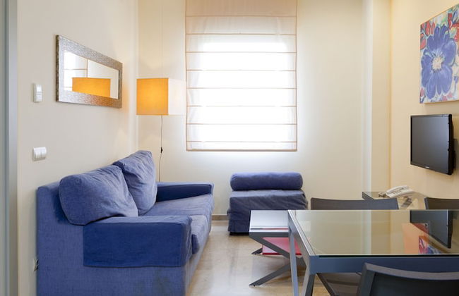Apartamentos Vértice Sevilla Aljarafe - Foto 1