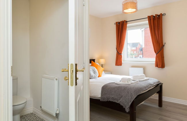 Luxury Two Bed Apartment With Parking - Wolverhampton - Foto 2