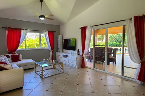 Photo 14 - 4 Bedroom Villa Privacy in Mind, Gated and Secure