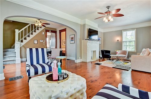 Photo 19 - Designer House 5BR! Steps to Downtown/Fountain Sq