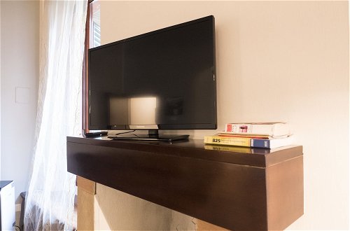 Photo 21 - Spacious and Beautiful 60 sqm Apartment in the Very Heart of Bologna