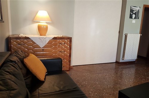 Photo 11 - Spacious and Beautiful 60 sqm Apartment in the Very Heart of Bologna