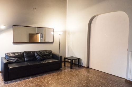 Photo 15 - Spacious and Beautiful 60 sqm Apartment in the Very Heart of Bologna