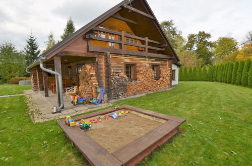 Photo 21 - Scenic Holiday Home in Sluknov With Garden