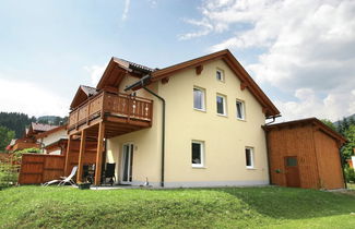 Foto 1 - Spacious Chalet near Ski Slopes in Kotschach-Mauthen