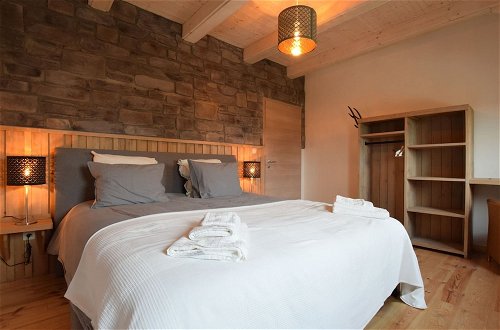 Foto 10 - Grandeur Villa with Sauna & Hot Tub in Durbuy