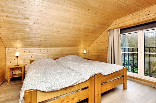 Photo 13 - Cozy & Luxurious Chalet with Sauna, Hot Tub, Large Garden, Covered Terrace