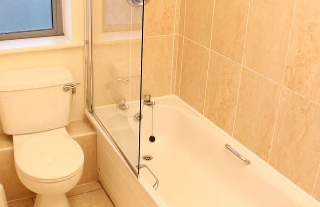 Galway Bay Sea View Apartments - Foto 42