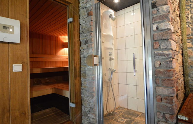 Well Kept Gite, Short Distance From the River and Forest - Foto 12