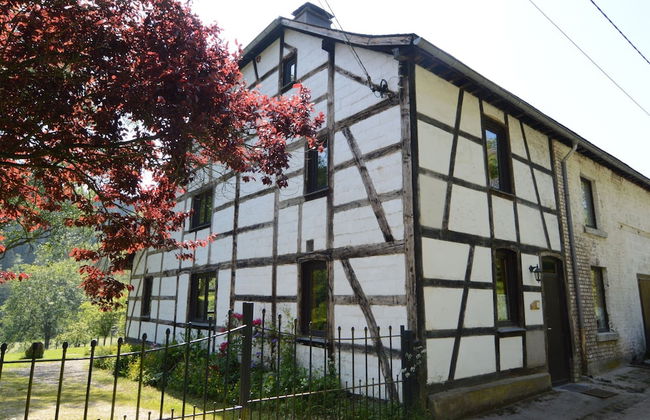 Well Kept Gite, Short Distance From the River and Forest - Foto 24