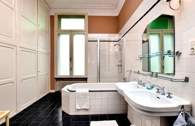 Spacious Pet-friendly Castle in Stavelot - Photo 30