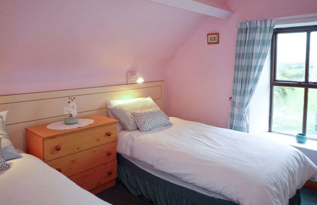 Sheans Holiday Cottage - Photo 2
