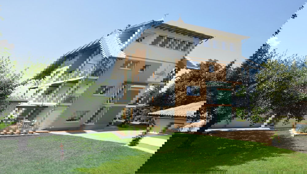 Primary image