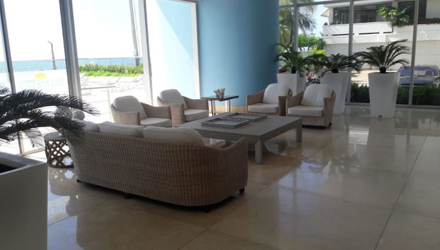 Entrada (vista interior)
