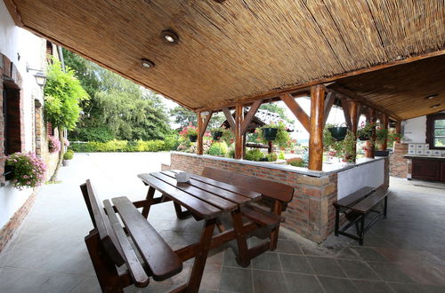 Photo 1 - Family House with Large Garden & Games Room near Bambois Lake